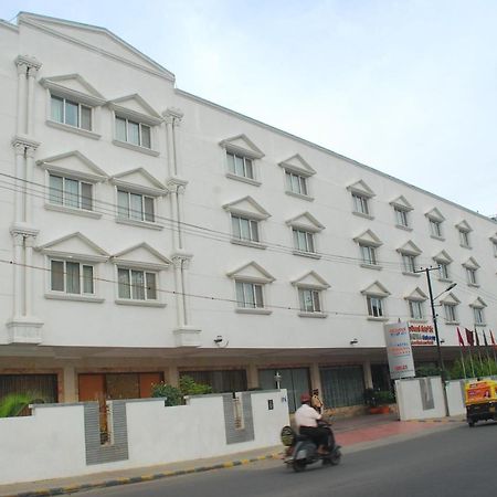 Hotel Parijatha Gateway Bangalore Esterno foto