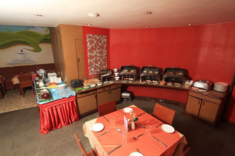 Hotel Parijatha Gateway Bangalore Esterno foto
