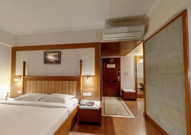 Hotel Parijatha Gateway Bangalore Camera foto