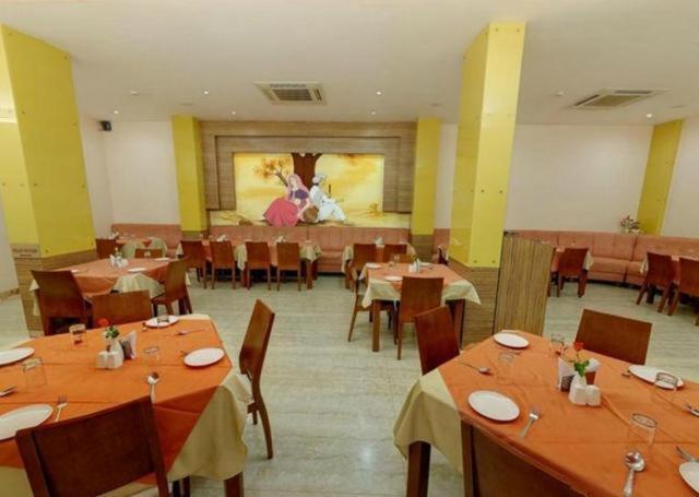 Hotel Parijatha Gateway Bangalore Esterno foto