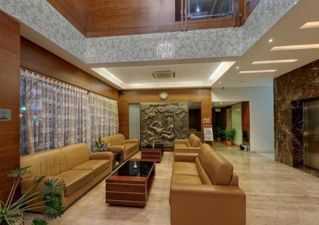 Hotel Parijatha Gateway Bangalore Esterno foto